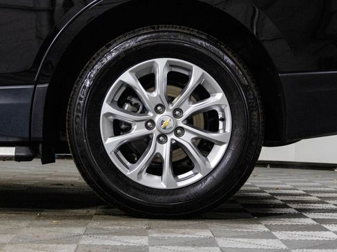 Used 2020 Chevrolet Equinox LT image 46