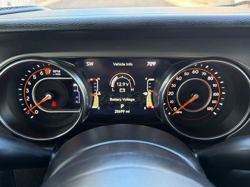 Used 2023 Jeep Gladiator Sport AWD/4WD image 24