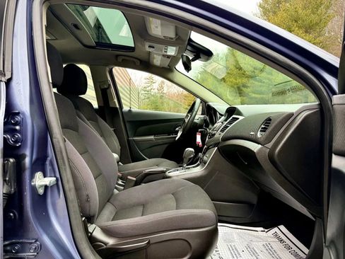 Used 2014 Chevrolet Cruze LT FWD image 18