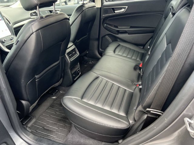 Certified 2024 Ford Edge SEL w/ Convenience Package AWD/4WD image 13