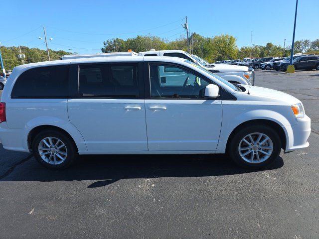 Used 2020 Dodge Grand Caravan SE FWD image 11