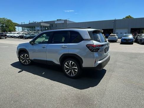 New 2026 Subaru Forester Touring AWD/4WD image 5