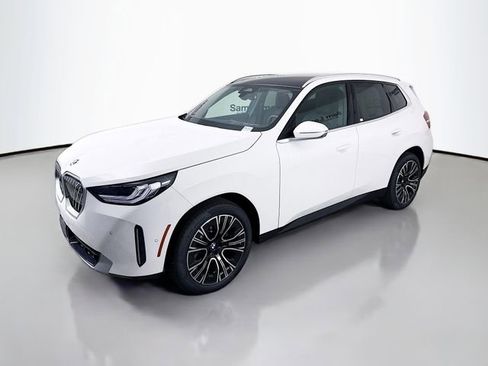 Used 2026 BMW X3 xDrive30 w/ Premium Package image 3