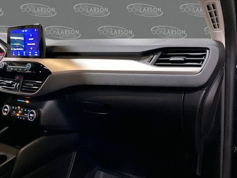 Certified 2021 Ford Escape SE w/ SE Sport Appearance Package image 30