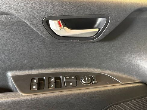 Used 2023 Kia Rio LX image 18