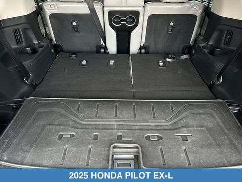 Certified 2025 Honda Pilot EX-L image 19