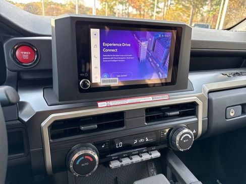 New 2025 Toyota Tacoma TRD Off-Road image 17