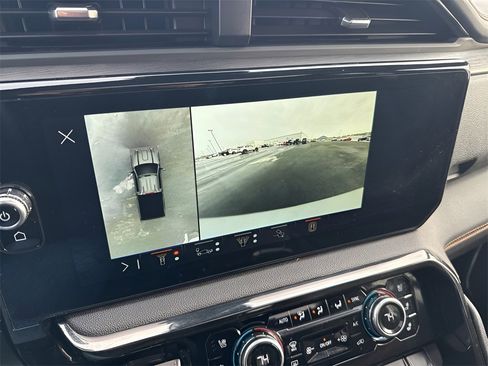 Used 2025 GMC Sierra 2500 AT4 w/ AT4 Premium Plus Package image 24