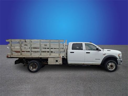 Used 2022 RAM 5500 Tradesman w/ Chrome Appearance Group image 7