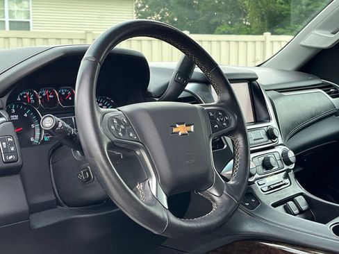 Used 2015 Chevrolet Tahoe LT AWD/4WD image 21