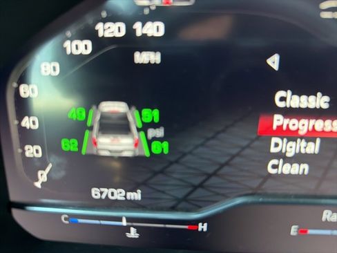 Used 2025 GMC Sierra 2500 AT4 image 28