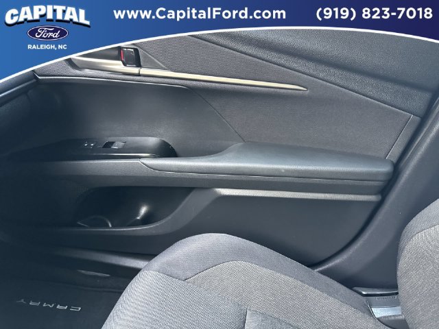 Used 2025 Toyota Camry LE w/ Convenience Package FWD image 28
