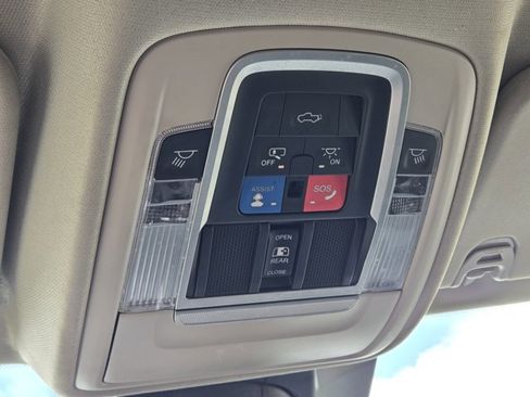 Used 2022 RAM 1500 Laramie image 31