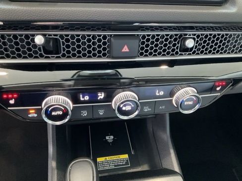 Used 2023 Honda Civic Touring image 16