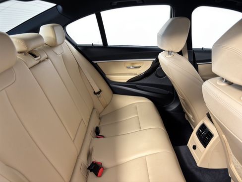 Used 2018 BMW 330i Sedan RWD image 29