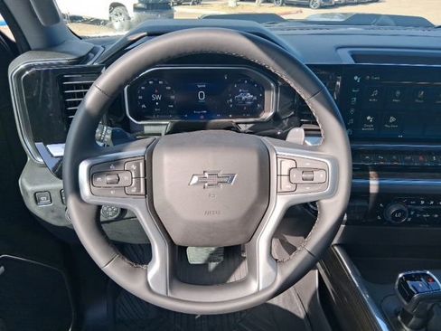 New 2026 Chevrolet Silverado 1500 LT Trail Boss w/ LT Trail Boss Premium Package AWD/4WD image 9