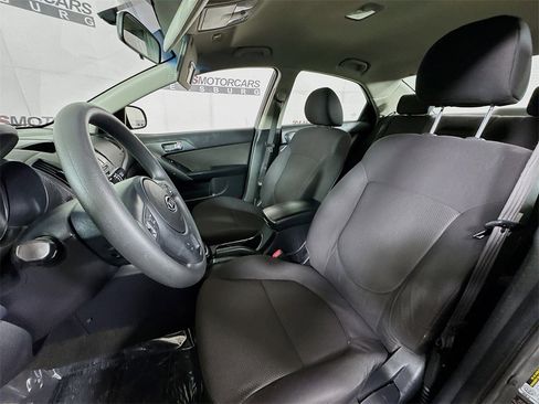 Used 2013 Kia Forte EX image 18