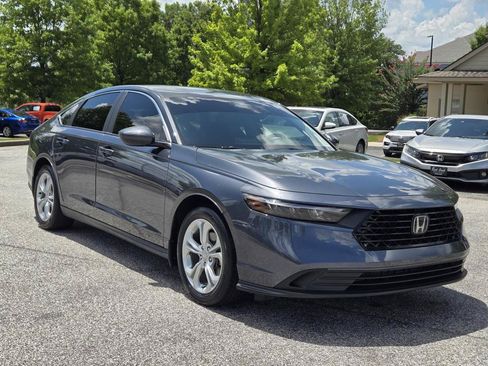 Used 2024 Honda Accord LX image 5
