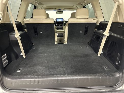 Certified 2023 Lexus GX 460 Premium image 33