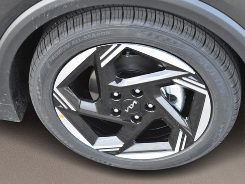 New 2026 Kia K4 EX image 12