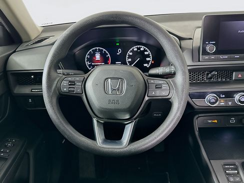 Used 2025 Honda CR-V LX image 17