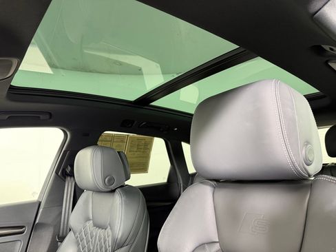 Used 2023 Audi SQ5 Premium Plus w/ Premium Plus Package image 16