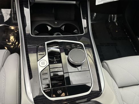 New 2026 BMW X5 xDrive40i w/ M Sport Package image 23