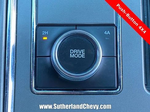 Used 2021 Ford Expedition XLT image 32