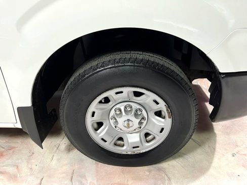Used 2012 Nissan NV 3500 S RWD image 30
