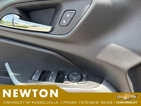 New 2026 Chevrolet Trax LS w/ LS Convenience Package FWD image 24