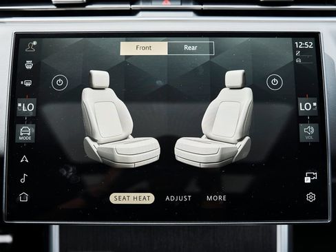 Used 2025 Land Rover Range Rover SE AWD/4WD image 68