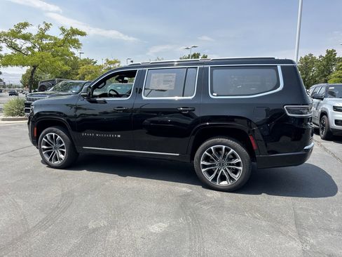 New 2024 Jeep Grand Wagoneer Series III w/ Flexible Seating Group image 5