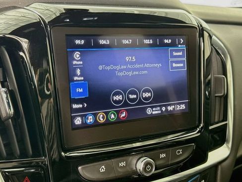 Used 2022 Chevrolet Traverse Premier FWD image 15