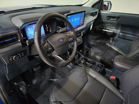 New 2025 Ford Maverick Lobo image 17