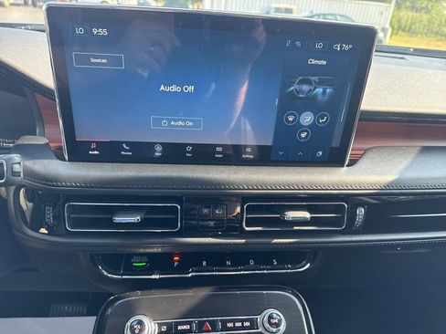 Used 2022 Lincoln Nautilus Reserve w/ Equipment Group 201A image 21