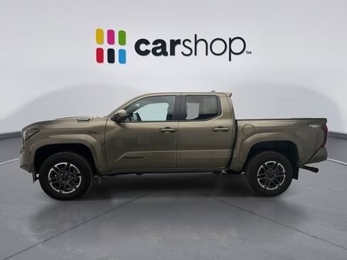 Used 2024 Toyota Tacoma TRD Sport image 2
