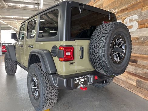 New 2026 Jeep Wrangler Unlimited Rubicon w/ Xtreme 35 Tire Package AWD/4WD image 55