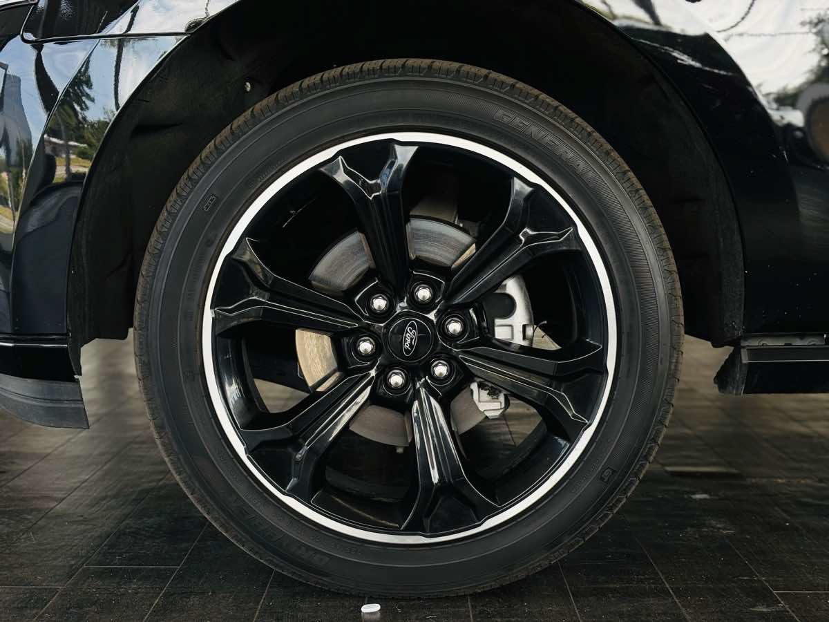 Used 2024 Ford Expedition Max Limited AWD/4WD image 27