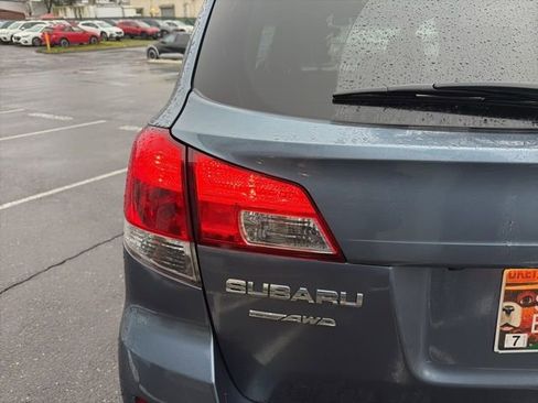 Used 2013 Subaru Outback 2.5i Limited w/ Popular Pkg 2 image 8