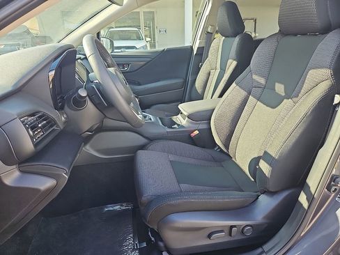 Certified 2025 Subaru Outback Premium image 9
