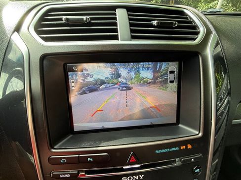 Used 2016 Ford Explorer Sport w/ Equipment Group 401A image 23