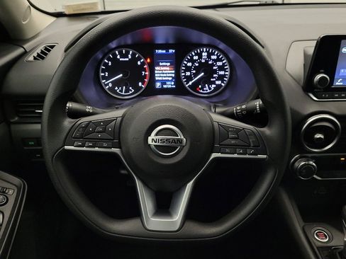 Used 2023 Nissan Sentra S image 22