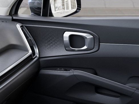 Used 2025 Kia Sorento S image 25