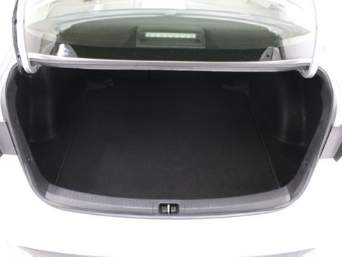Used 2025 Toyota Corolla LE FWD image 27