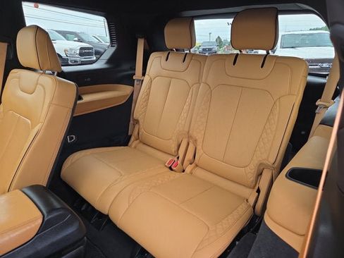 Used 2021 Jeep Grand Cherokee L Summit AWD/4WD image 14