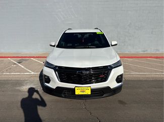 Used 2023 Chevrolet Traverse RS video 1