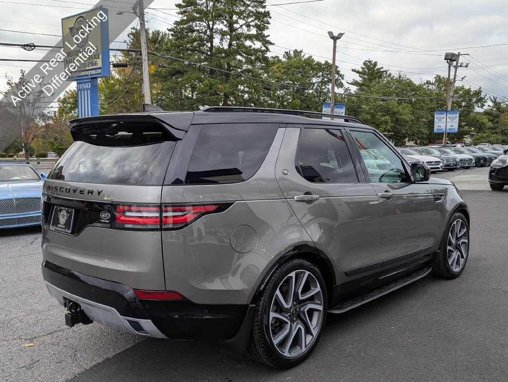 Used 2020 Land Rover Discovery HSE Luxury AWD/4WD image 9