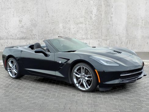 Used 2014 Chevrolet Corvette Stingray Convertible w/ 2LT Preferred Equipment Group image 2