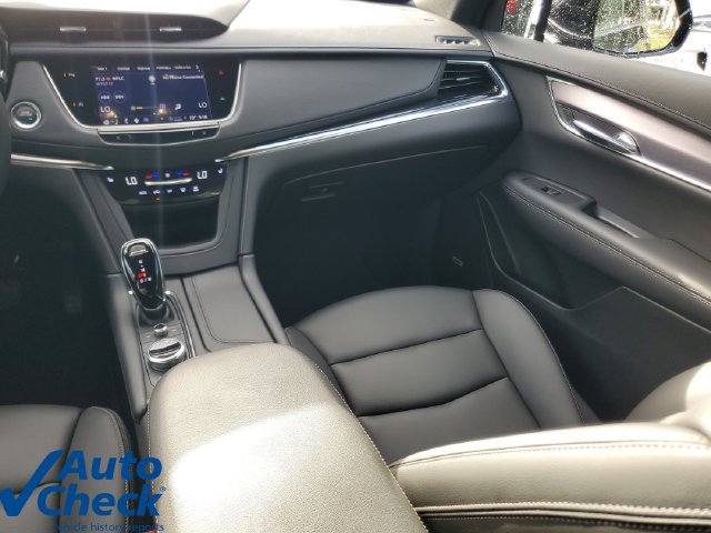 Used 2022 Cadillac XT6 Luxury FWD image 18
