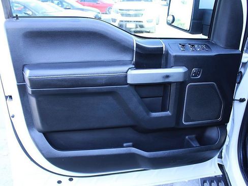 Used 2018 Ford F150 Raptor w/ Equipment Group 802A Luxury AWD/4WD image 9